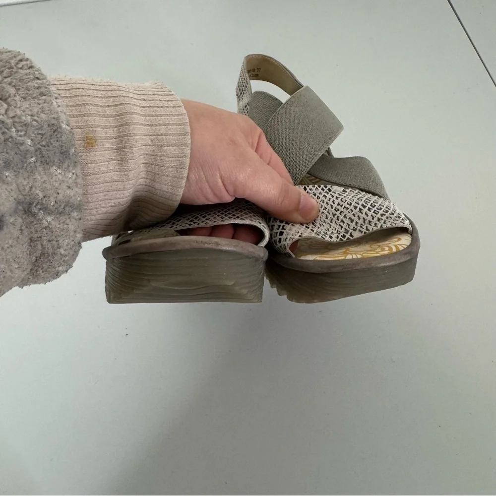 Fly London Yaji Cross Wedge‎ Sandal Size 37
